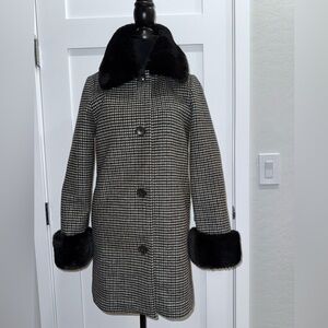 Reformation Lucille Faux Fur Black/White Houndstooth Coat XS